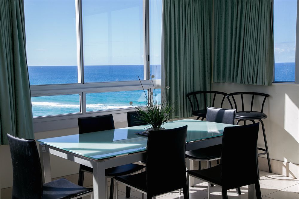 The Shore Apartments - Beachfront Guldkusten Exteriör bild