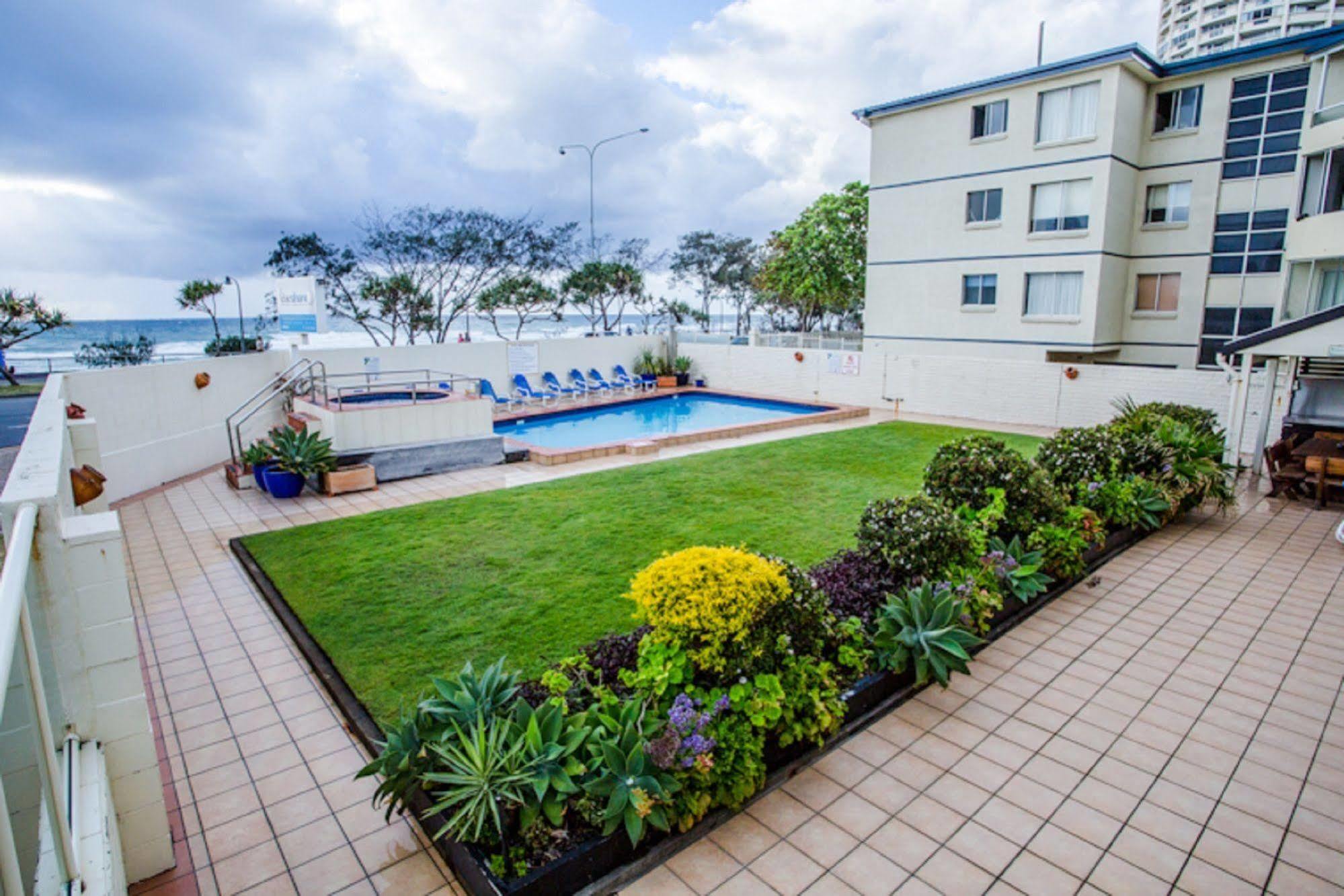 The Shore Apartments - Beachfront Guldkusten Exteriör bild
